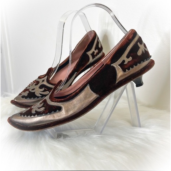 💕Beautiful Velvet Mules Pointed Toe Kitten Heels💕 - Picture 2 of 12